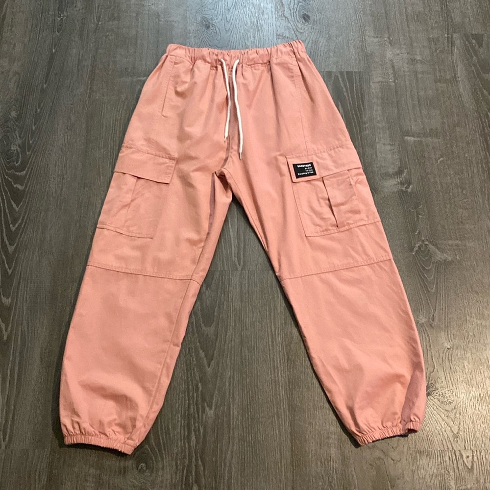Pink cargo pants, brand: sangtree, size: M, mint condition
